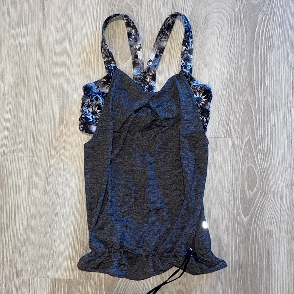 Lululemon yoga top with built in bra
